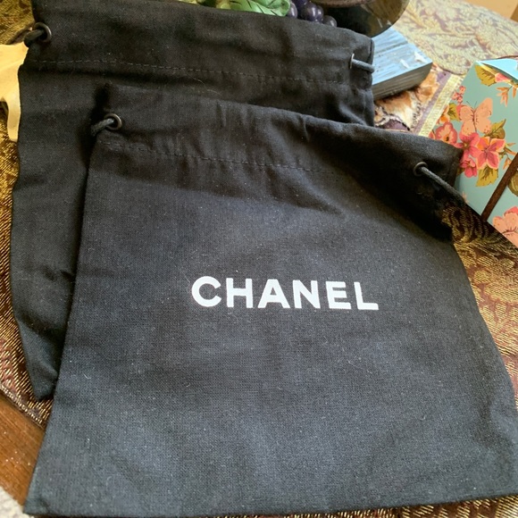 Chanel Drawstring jewellery accessories storage bag - Picture 3 of 4